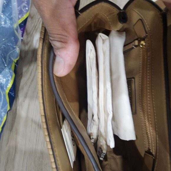 Tory Burch Kira Chevron Convertible Shoulder Bag Beige Leather Gold Chain Strap - Picture 7 of 7